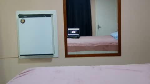 kelly online show from 03/25/26, 01:00