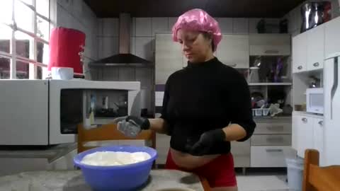 Snapshot of laylabrasil chatting on 07/01/26, 05:12 kelly online show from 07/01/26, 05:12