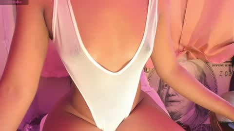 LAYLA online show from 07/17/26, 12:06