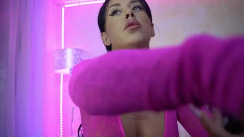 laylacruz online show from 02/05/26, 07:02