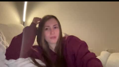 laylahlaylah1 online show from 12/14/25, 11:26