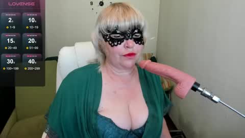 laylalaylamilf online show from 05/11/26, 05:02