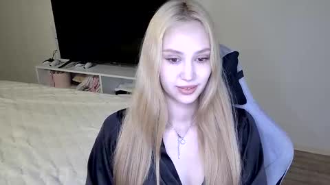 Snapshot of laylapretty001 chatting on 06/08/26, 04:24 LaylaPretty001 online show from 06/08/26, 04:24