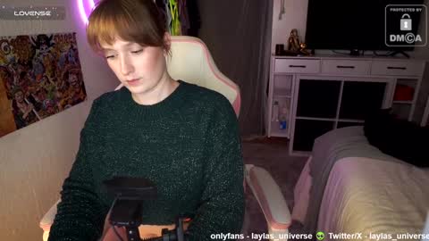 Layla Universe online show from 12/29/24, 04:16