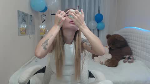 laymablast online show from 09/25/25, 06:17