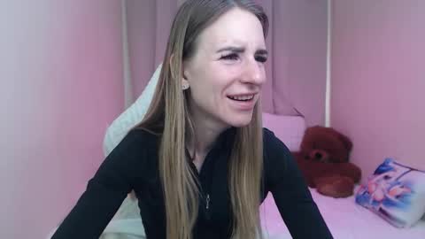 Snapshot of laymablast chatting on 03/01/26, 07:10 laymablast online show from 03/01/26, 07:10