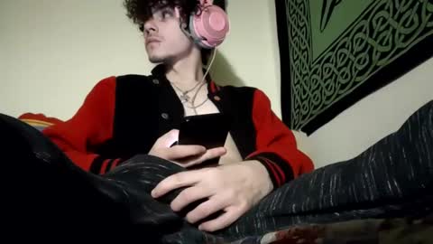 Snapshot of laymetorest420 chatting on 02/16/25, 07:37 Stitch online show from 02/16/25, 07:37