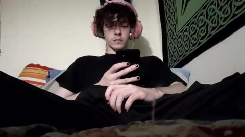 Snapshot of laymetorest420 chatting on 02/27/25, 03:47 Stitch online show from 02/27/25, 03:47