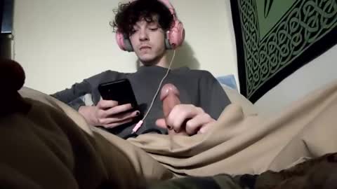 Snapshot of laymetorest420 chatting on 03/05/25, 03:51 Stitch online show from 03/05/25, 03:51