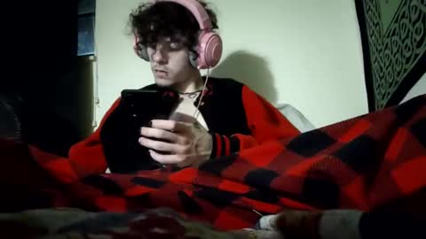 Snapshot of laymetorest420 chatting on 03/07/25, 04:13 Stitch online show from 03/07/25, 04:13