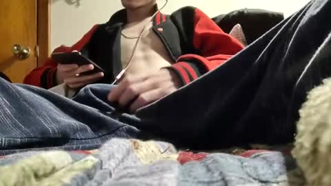 Snapshot of laymetorest420 chatting on 10/28/25, 05:44 Stitch online show from 10/28/25, 05:44