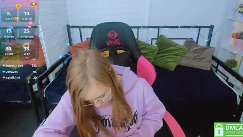 Snapshot of layriantavee chatting on 01/16/25, 01:04 layriantavee online show from 01/16/25, 01:04