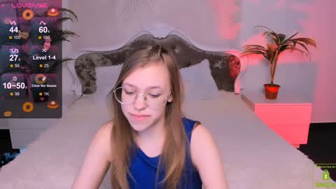 Snapshot of layriantavee chatting on 01/17/25, 07:19 layriantavee online show from 01/17/25, 07:19