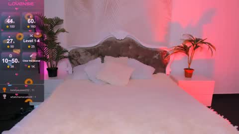 Snapshot of layriantavee chatting on 02/08/25, 10:07 layriantavee online show from 02/08/25, 10:07