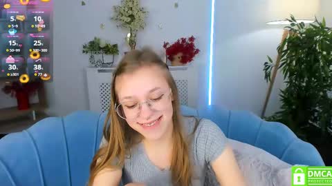 Snapshot of layriantavee chatting on 02/25/25, 01:28 layriantavee online show from 02/25/25, 01:28