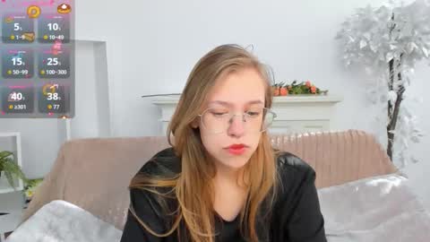 Snapshot of layriantavee chatting on 09/13/25, 06:02 layriantavee online show from 09/13/25, 06:02