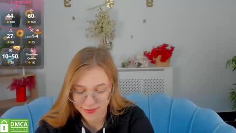 Snapshot of layriantavee chatting on 10/07/25, 06:32 layriantavee online show from 10/07/25, 06:32