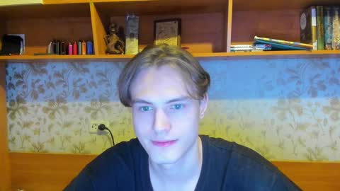 Vladi online show from 12/21/24, 06:09