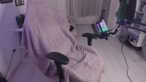 Snapshot of lazy_haze chatting on 03/10/26, 11:10 Haze aka Slava online show from 03/10/26, 11:10