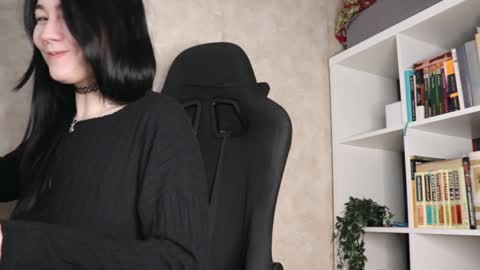 Snapshot of lazynut chatting on 12/31/24, 05:22 Lisa online show from 12/31/24, 05:22