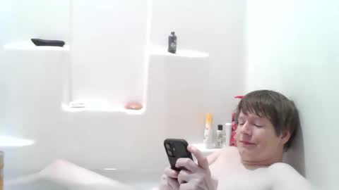 Snapshot of lcd86 chatting on 11/18/25, 03:56 lcd86 online show from 11/18/25, 03:56