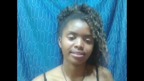 Snapshot of lea96546 chatting on 09/19/25, 05:46 lea96546 online show from 09/19/25, 05:46