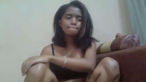 Snapshot of lea96546 chatting on 10/22/25, 04:35 lea96546 online show from 10/22/25, 04:35