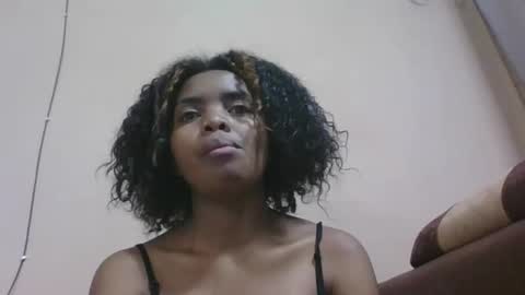 lea96546 online show from 11/29/25, 06:16