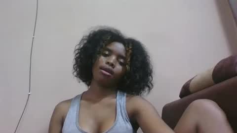 lea96546 online show from 12/02/25, 06:30