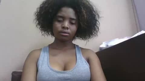 lea96546 online show from 03/27/26, 08:26