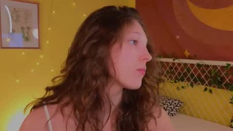 Lea online show from 11/21/25, 09:13