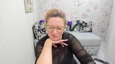 Lea online show from 01/11/25, 11:45