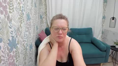 Lea online show from 02/23/25, 08:28