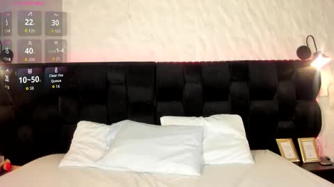 Snapshot of lea_hunter_ chatting on 12/22/25, 03:58 lea_hunter_ online show from 12/22/25, 03:58