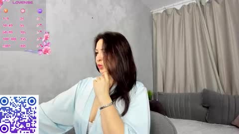 Lea online show from 03/23/26, 01:09