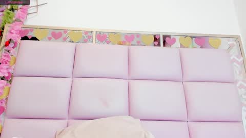 Lea online show from 12/30/24, 03:02