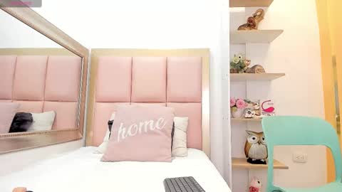 Lea online show from 02/23/25, 07:38