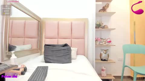 Lea online show from 02/27/25, 08:20