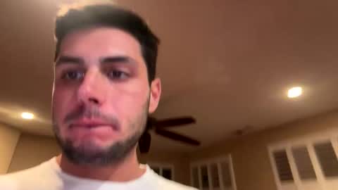 Snapshot of leaderzac chatting on 04/22/26, 12:18 leaderzac online show from 04/22/26, 12:18