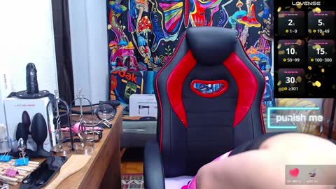 leah online show from 01/22/25, 02:37