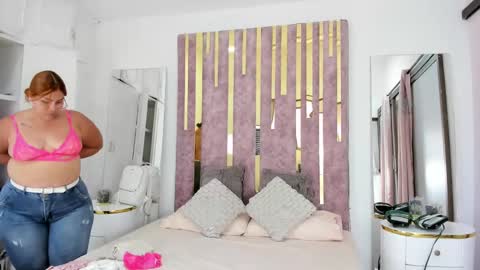 Leah  online show from 02/22/25, 08:20