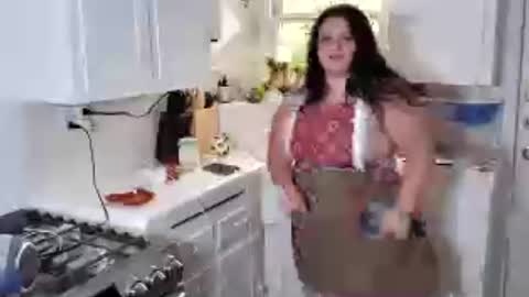 Snapshot of leahjewel chatting on 07/16/26, 12:16 Leah jewel online show from 07/16/26, 12:16