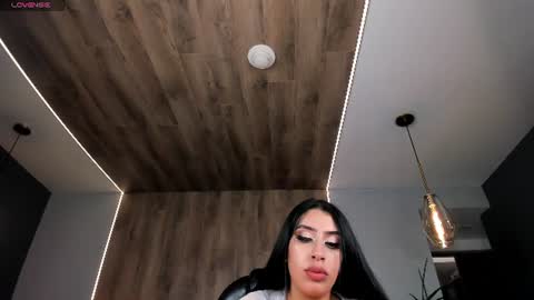Snapshot of leahlombardi_ chatting on 06/14/26, 05:04 leahlombardi_ online show from 06/14/26, 05:04
