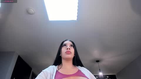 Snapshot of leahlombardi_ chatting on 07/19/26, 05:27 leahlombardi_ online show from 07/19/26, 05:27