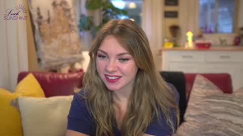 Snapshot of leahsunshine chatting on 12/17/24, 11:16 OnlyFans leahsunshine1 online show from 12/17/24, 11:16