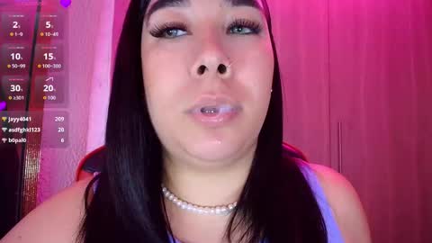 leah online show from 12/20/25, 02:02