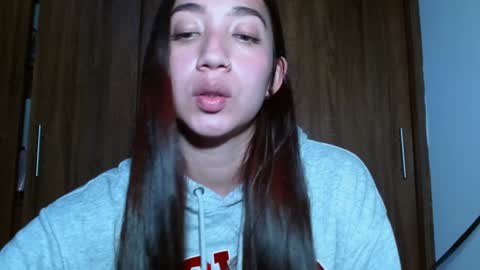 Snapshot of leanaalhub chatting on 02/08/25, 04:36 leanaalhub online show from 02/08/25, 04:36