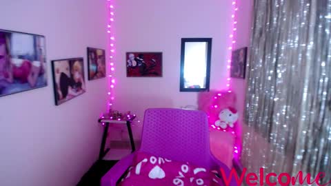 Leandra online show from 02/24/25, 05:42