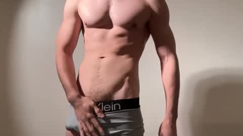 Snapshot of leanfindom8 chatting on 11/07/25, 04:45 leanfindom8 online show from 11/07/25, 04:45