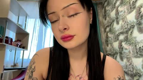 Kiki online show from 03/29/26, 03:12